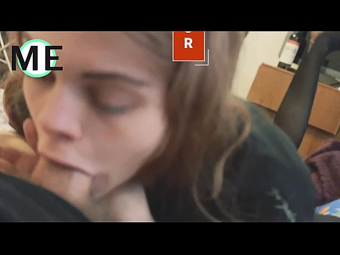 ❤️ Pula de gât, colanți rupți și tocuri rupte încântată de cunoștință ❤️  at porn ro.epicpornvideos-com.ru ❌